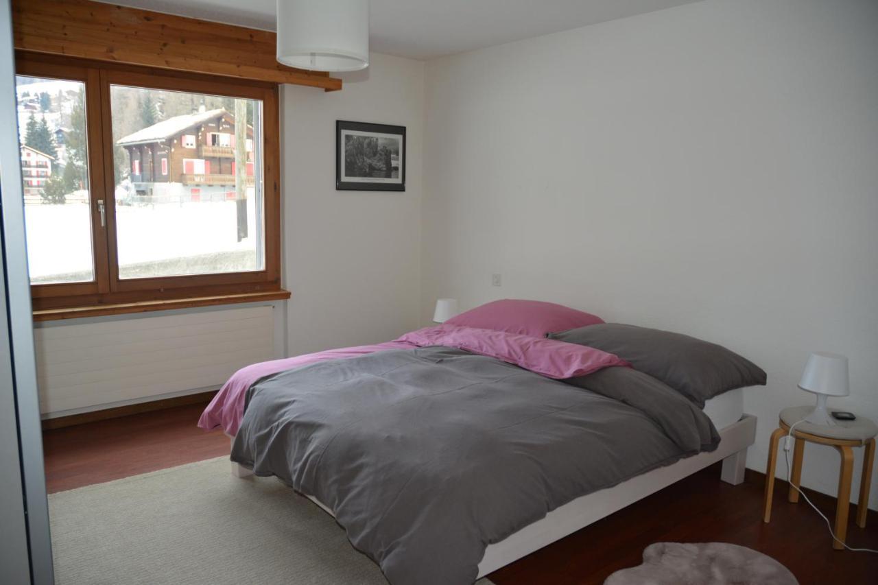 Appartamento Haus Valaisia - Randa Bei Zermatt Esterno foto